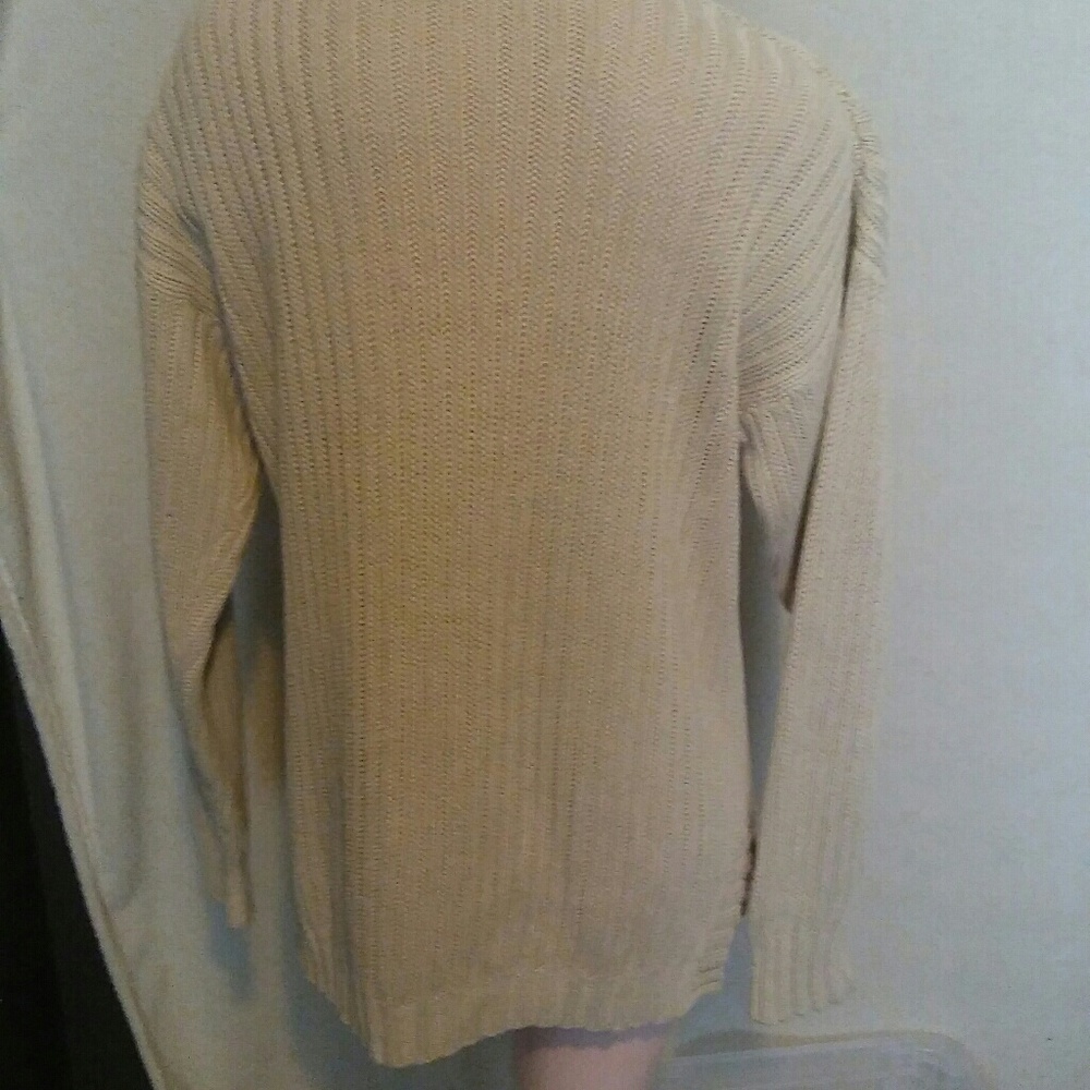 Sweater - Picture 2 of 4